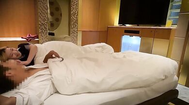 19歳金髪娘初めてのP活