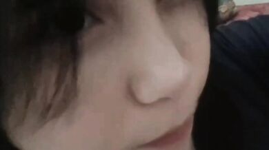 Nữ sinh Indonesia gợi cảm