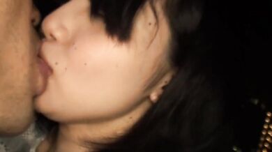 【露出】夜だからベランダでセックスしても大丈夫でしょ？