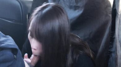 車中フェラの彼女