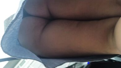 新加坡人妻裙底偷拍