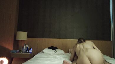 俄羅斯妹妹口爆足交做愛