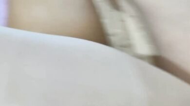 調教巨乳毛逼肉肉妹1-騎馬