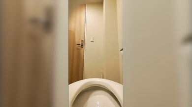 JDトイレ盗撮 人気作大公開!同一美女三連発の絶景