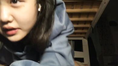 日本兔牙高中妹宿舍自慰2