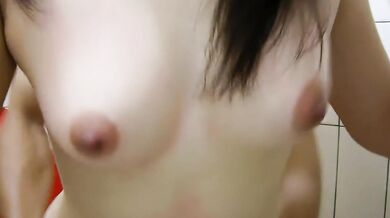 浴室洗澡順便幹一砲