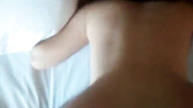 韓国人女性の白くて柔らかい大きなお尻 やりながらお尻を叩いてパンパン音