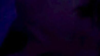 全新自慰視頻，人人都能看完