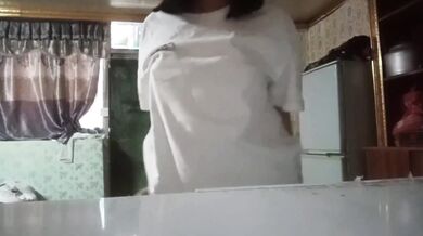 巨乳眼鏡娘セクシーダンス