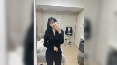 反差韓美女全裸視訊1