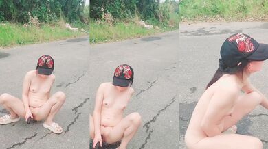 貧乳母狗人妻戶外噴水