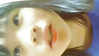見せびらかすJK