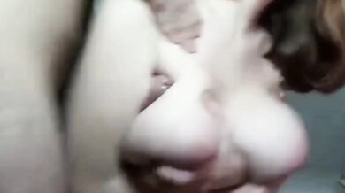 抽插巨乳短發妹腋下