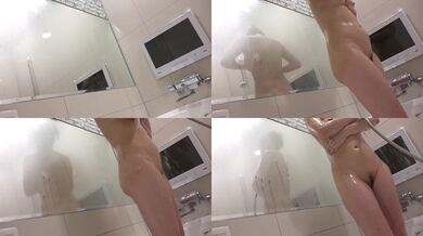 完璧ボディ美女の入浴を覗き見