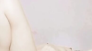 Chị yêu mạng tự tìm đến