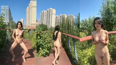 調教貧乳雙馬尾美女全裸露出