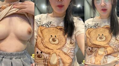 馬尾眼鏡騷貨直播露奶