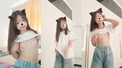 貧乳妹妹露奶跳舞