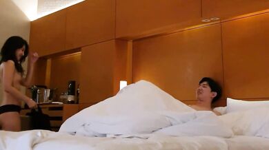 韓國金先生 咬着錢被幹