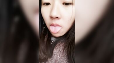 College Girl Enjoys Solo Pleasure