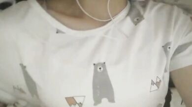 貧乳毛逼妹妹掰逼