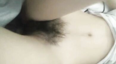 貧乳毛逼妹妹掰逼