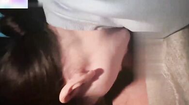 xe lắc lư trong bãi đậu xe