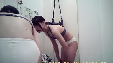 更衣室-美胸 33