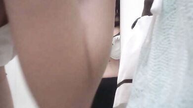 更衣室～美乳 31