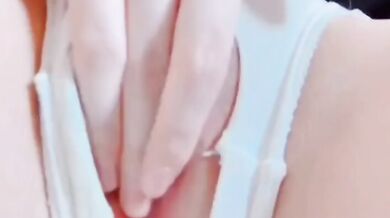 đam người bạn thủ dâm nữ