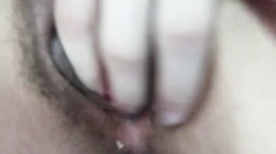 馬來西亞沙撈越可愛妹妹洗澡前的自慰