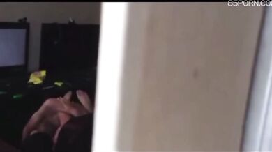 Sinh viên quan hệ tình dục tại quán cà phê internet