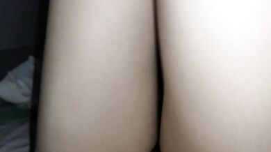 睡覺發騷嫩逼流水