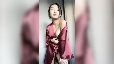 Thai girl's selfie uploaded