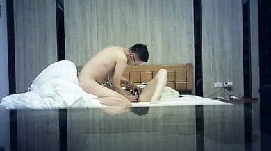 若い女性のホテルでのセックス自撮り2