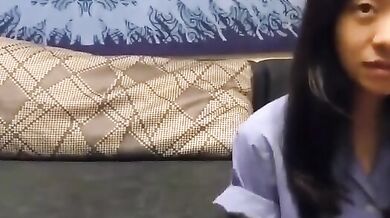 国立蘭陽女子高等学校の少女、小さな馬が大きな荷車を引いて、外国人教師に征服され、顔に精液を飲み込んだ1