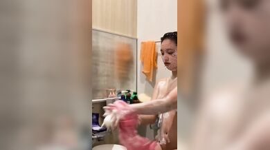 可愛日本妹妹自慰 6