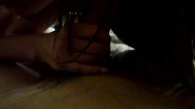 Cô gái Đài Loan được quan hệ tình dục bằng miệng bằng cách ấn đầu cô ấy