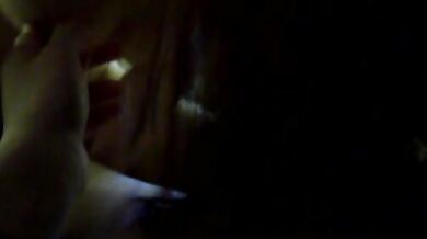 Cô gái Đài Loan được quan hệ tình dục bằng miệng bằng cách ấn đầu cô ấy