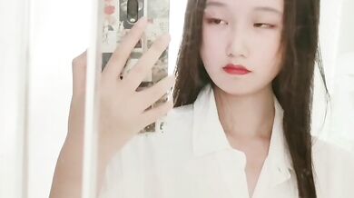 Ngược lại trung học vẻ đẹp thủ dâm với bàn chải đánh răng 1