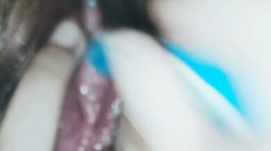 対照的な高校生美人の歯ブラシオナニー2