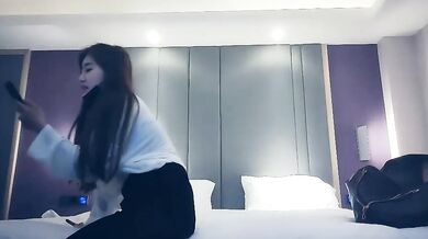 Xingba Wang Zong_Pure periphery girl with big breasts, Wang Zong is having fun