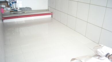 トイレでオナニーする美女を隠しカメラで撮影