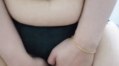 Chó cái thích tự mình đến