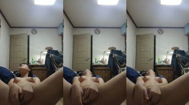 床上全裸筆插屁眼固膠自慰