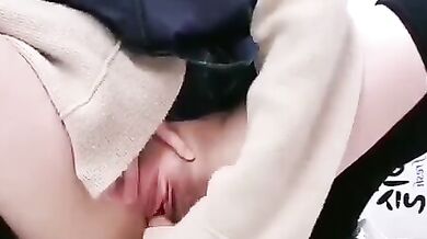 韓国人店員のオナニー2