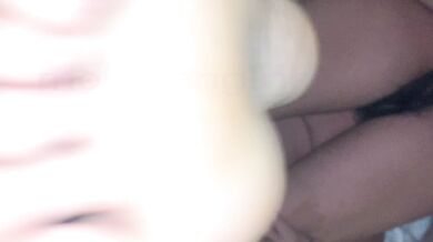 保険代理店はパフォーマンスのために精液で満たされた