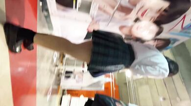 女子校生のビデオ 069