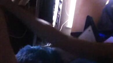 Singaporean sister takes sperm with bare hands