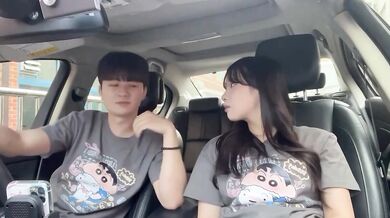 反差可愛妹子車上調情